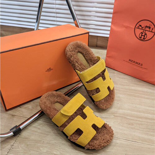 High Quality Luxury Hermes Lamb Wool Flat Slippers – Style 75459