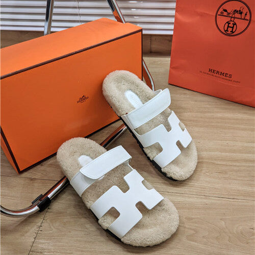 High Quality Luxury Hermes Lamb Wool Flat Slippers – Style 42691