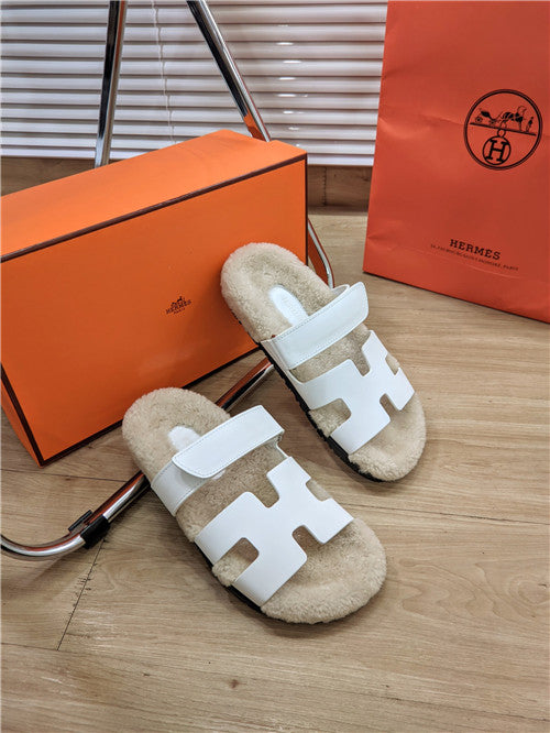 High Quality Luxury Hermes Lamb Wool Flat Slippers – Style 42691