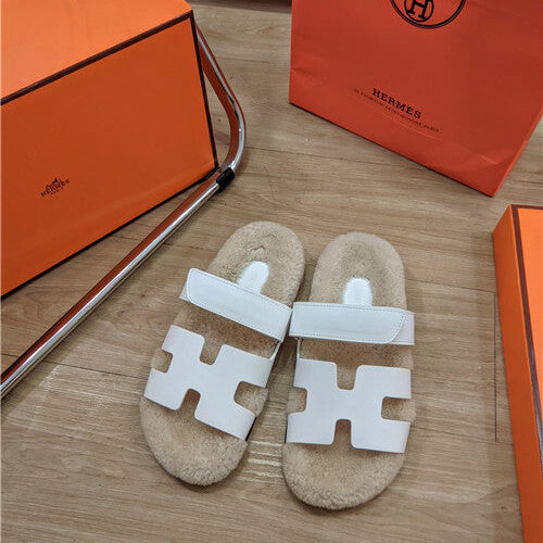 High Quality Luxury Hermes Lamb Wool Flat Slippers – Style 42691 alternate view