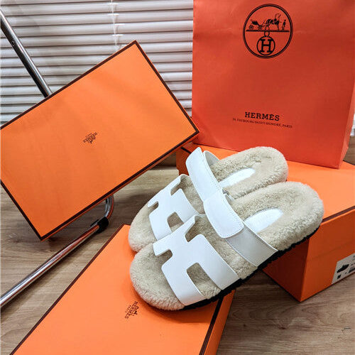 High Quality Luxury Hermes Lamb Wool Flat Slippers – Style 42691 product detail