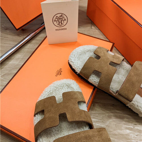 High Quality Luxury Hermes Lamb Wool Flat Slippers product detail