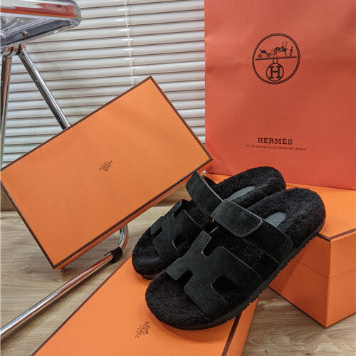 High Quality Luxury Hermes Lamb Wool Flat Slippers – Style 09923 product detail