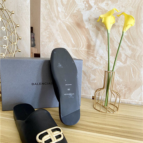 High Quality Luxury Balenciaga Round Head Flat Slippers – Style 84483 product detail