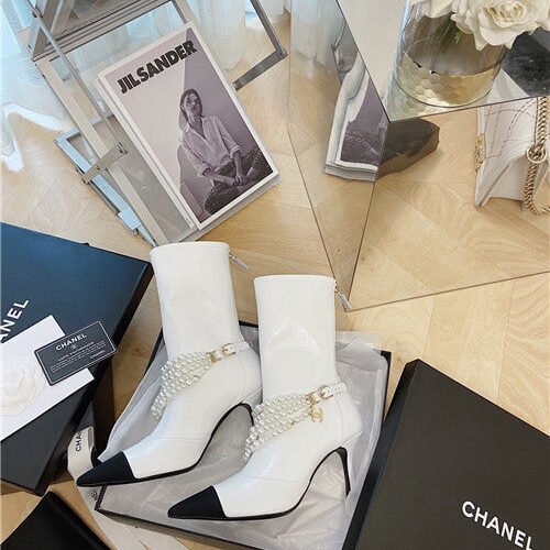 High Quality Luxury Chanel Pearl Boots – Style 25478 alternate view