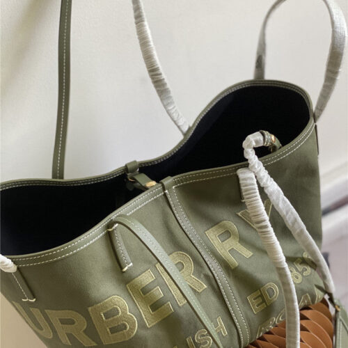 High Quality Luxury Burberry Beach Tote Bag – Style 42399 product detail
