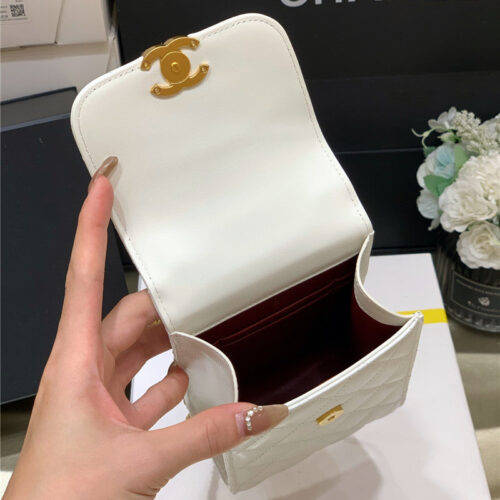High Quality Luxury Chanel Gold Beads Mobile Phone Bag product detail