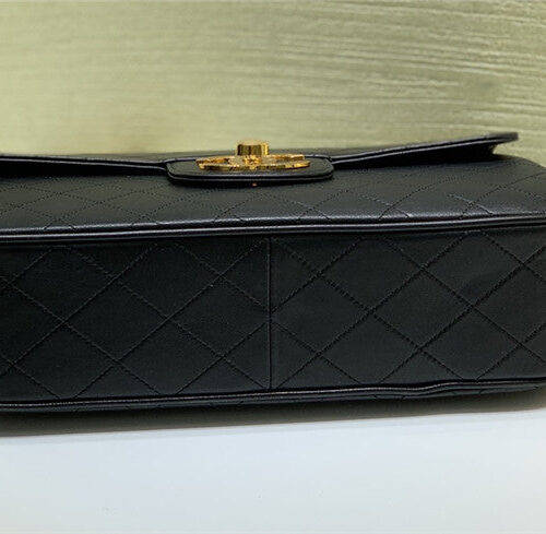 High Quality Luxury Chanel Chain Limited Gold Buckle Bag product detail