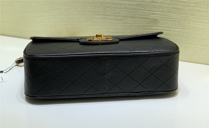 High Quality Luxury Chanel Chain Limited Gold Buckle Bag product detail