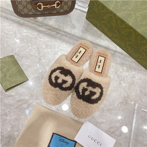 High Quality Luxury Gucci Wool Logo Slippers – Style 09299 product detail