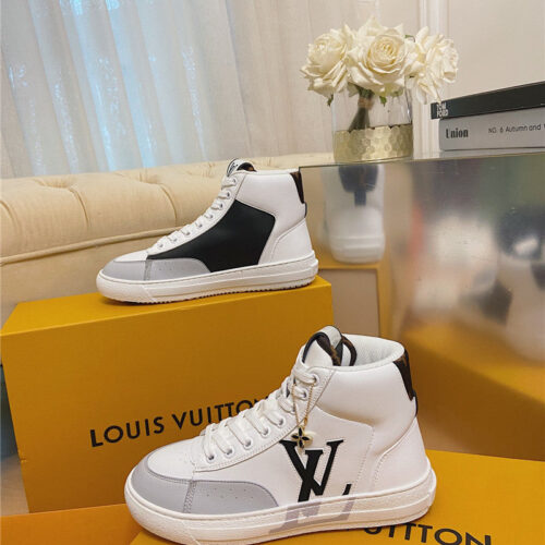 High Quality Luxury Louis Vuitton Charlie High Top Sneakers alternate view