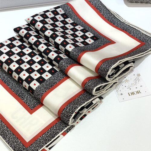 High Quality Luxury Dior Amour Square Scarf product detail