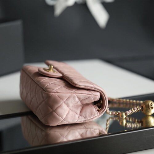 High Quality Luxury Chanel Mini Sheepskin Flap Bag – Style 48031 product detail