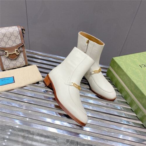 High Quality Luxury Gucci Flat Chain Boots – Style 00019 product detail