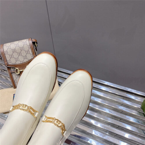 High Quality Luxury Gucci Flat Chain Boots – Style 00019 product detail