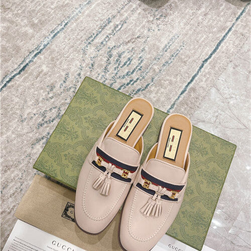 High Quality Luxury Gucci Flat Slippers Womens – Style 89843 product detail