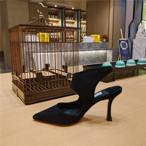High Quality Luxury Jimmy Choo Sally Pumps – Style 07127 product detail