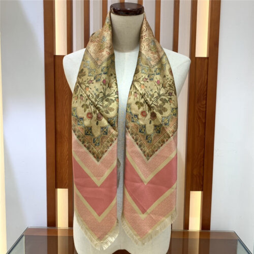 High Quality Luxury Dior Patchwork Rosiers Square Scarf product detail
