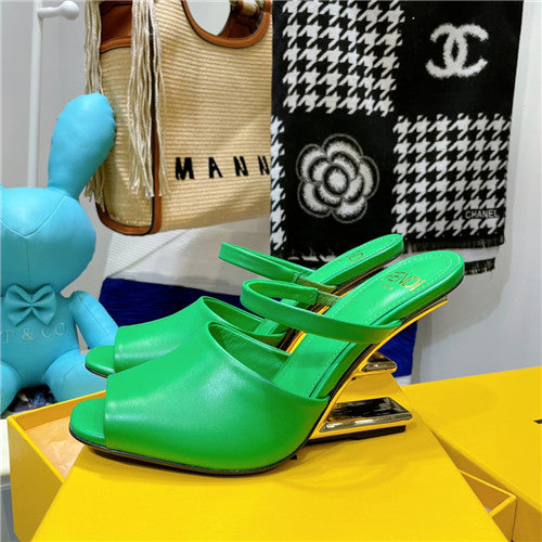High Quality Luxury Fendi First Sandal – Style 45811