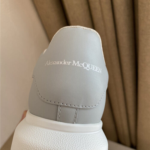 High Quality Luxury Alexander McQueen White Sneakers Womens product detail