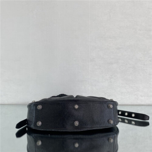 High Quality Luxury Balenciaga Le Cagole Leather Shoulder Bag – Style 29901 product detail