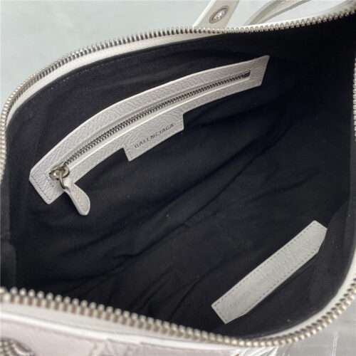 High Quality Luxury Balenciaga Le Cagole Leather Shoulder Bag – Style 29904 product detail
