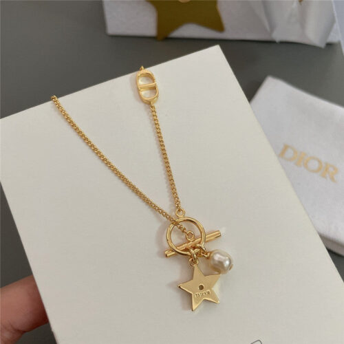 High Quality Luxury Dior Simple Bracelet Chain product detail