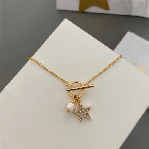 High Quality Luxury Dior Simple Bracelet Chain alternate view
