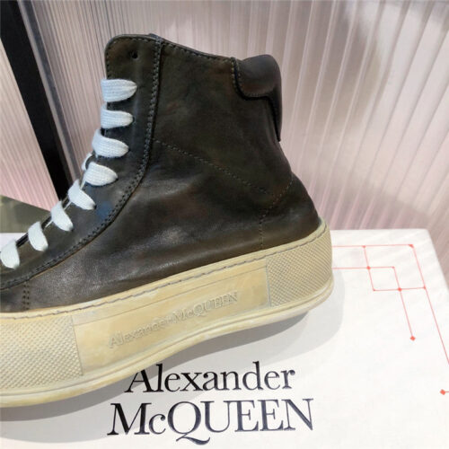 High Quality Luxury Alexander McQueen High Top Sneaker product detail