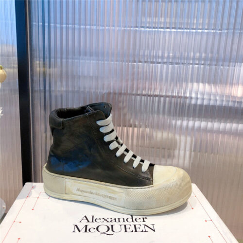 High Quality Luxury Alexander McQueen High Top Sneaker product detail