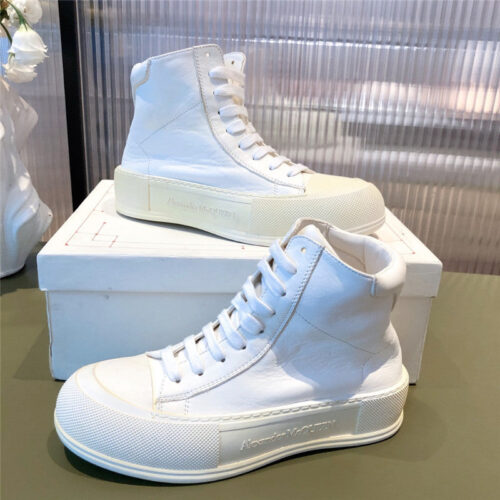 High Quality Luxury Alexander McQueen High Top Sneaker – Style 75075 product detail