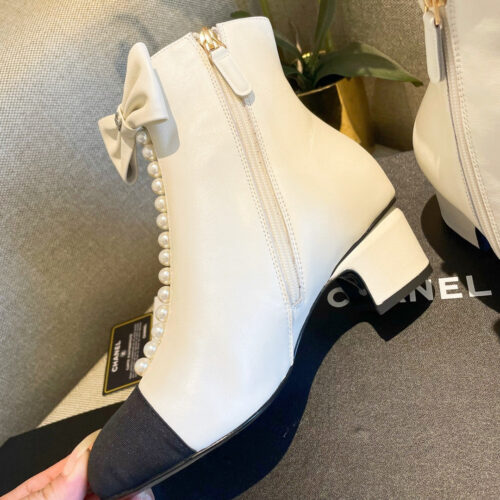 High Quality Luxury Chanel Pearl Bow Boots product detail