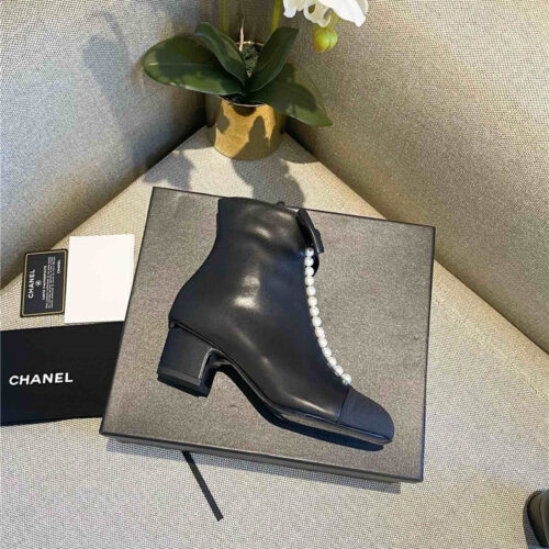 High Quality Luxury Chanel Pearl Bow Boots – Style 85926 product detail
