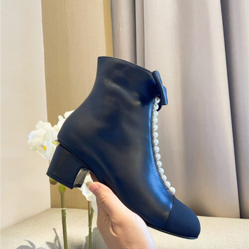 High Quality Luxury Chanel Pearl Bow Boots – Style 85926 product detail