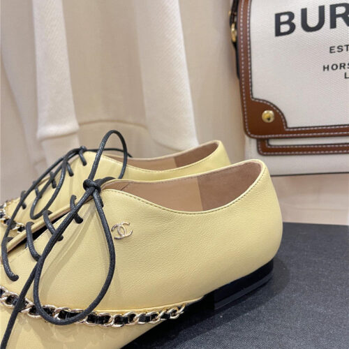 High Quality Luxury Chanel Chain Flat Shoes – Style 54214 product detail