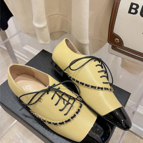 High Quality Luxury Chanel Chain Flat Shoes – Style 54214