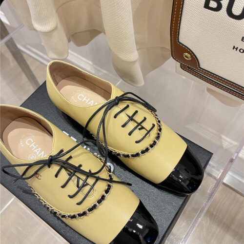 High Quality Luxury Chanel Chain Flat Shoes – Style 54214 product detail