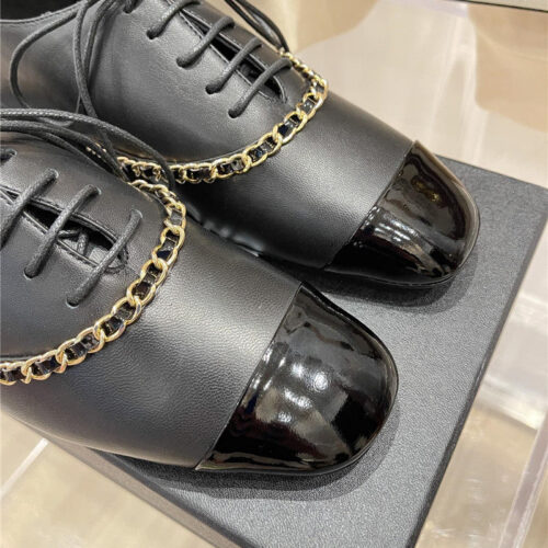 High Quality Luxury Chanel Chain Flat Shoes – Style 50822 product detail