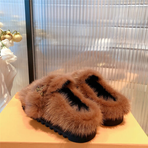 High Quality Luxury Louis Vuitton Mink Fur Slippers – Style 14371 product detail