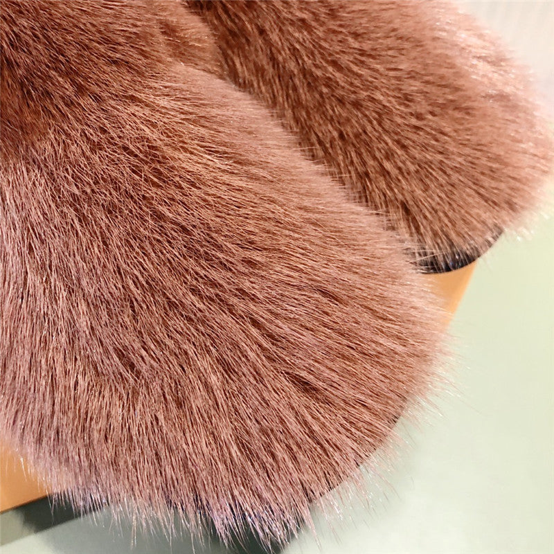 High Quality Luxury Louis Vuitton Mink Fur Slippers – Style 14371 product detail