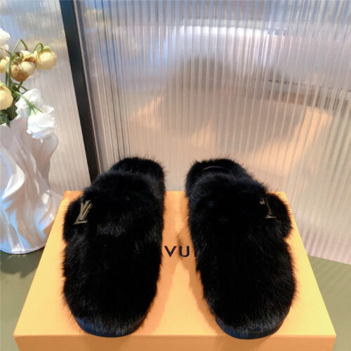 High Quality Luxury Louis Vuitton Mink Fur Slippers – Style 83299 alternate view