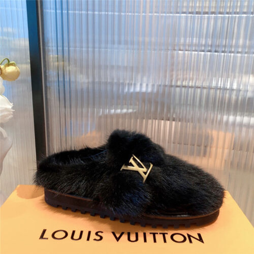 High Quality Luxury Louis Vuitton Mink Fur Slippers – Style 83299 product detail