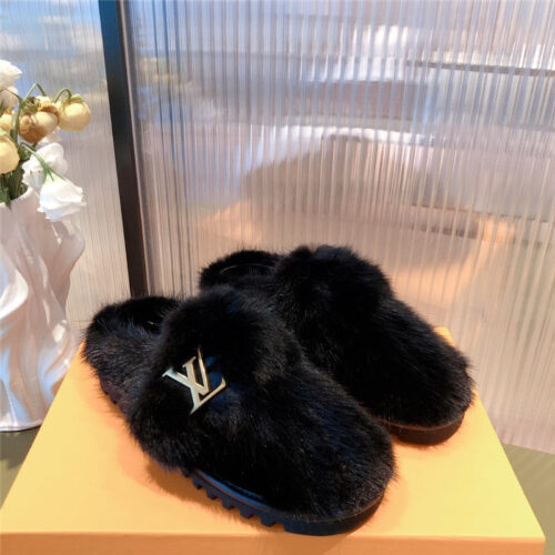 High Quality Luxury Louis Vuitton Mink Fur Slippers – Style 83299