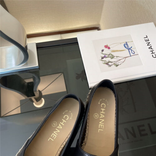 High Quality Luxury Casual Chanel Shoes Women product detail