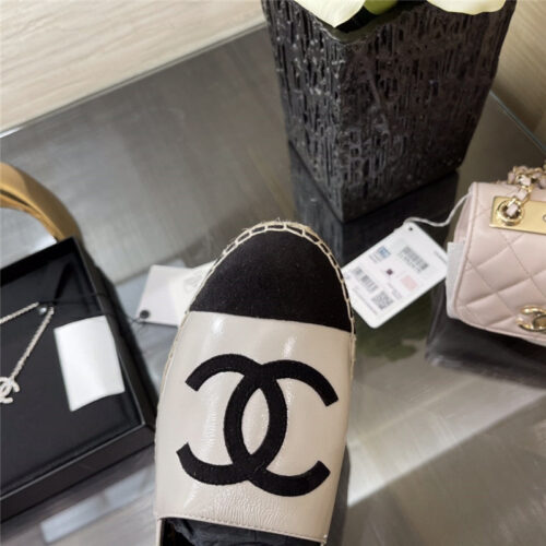 High Quality Luxury Casual Chanel Shoes Women – Style 97862 product detail