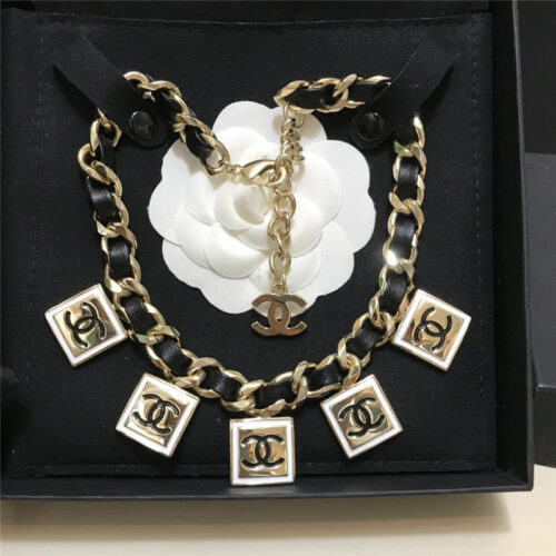 High Quality Luxury Chanel Square Cc Leather Necklace