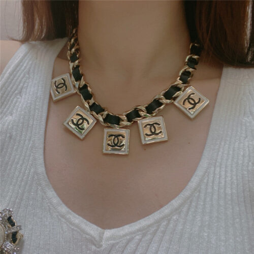 High Quality Luxury Chanel Square Cc Leather Necklace product detail