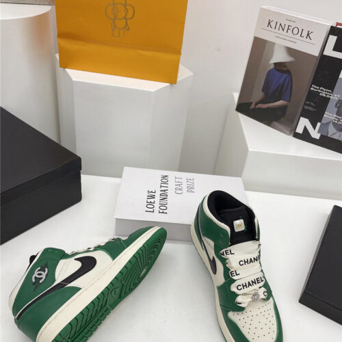 High Quality Luxury Chanel Nike High Top Sneakers – Style 19302 product detail