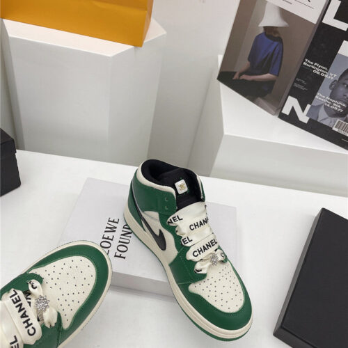 High Quality Luxury Chanel Nike High Top Sneakers – Style 19302 product detail