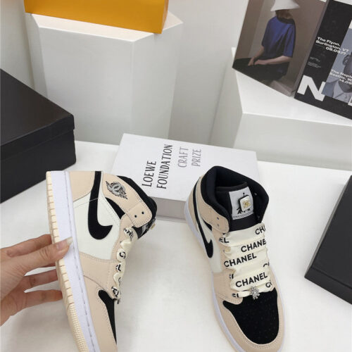 High Quality Luxury Chanel Nike High Top Sneakers – Style 50374 alternate view
